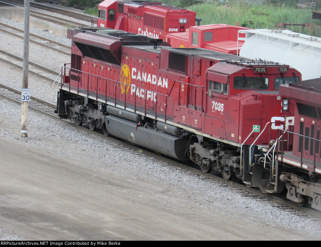 Canadian Pacific 7035